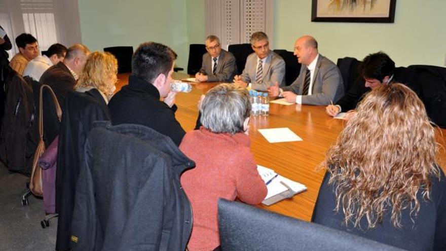 Els alcaldes del Ripollès s&#039;han reunit aquest dilluns amb el delegat de la Generalitat a Girona, Eudald Casadesús.