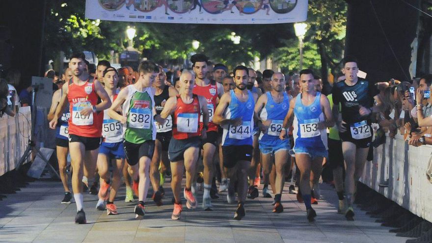 Los atletas, en una edición anterior del circuito de carreras. |  // I. OSORIO