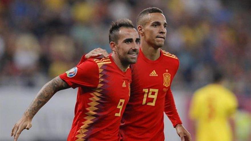 Cinco partidos, cinco victorias: España firma el pleno con sufrimiento final ante Rumanía (1-2)