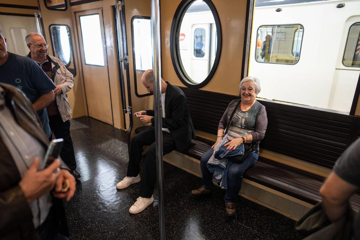 Jaume Collboni inaugura la exposición gratuita de trenes históricos restaurados por el centenario del metro