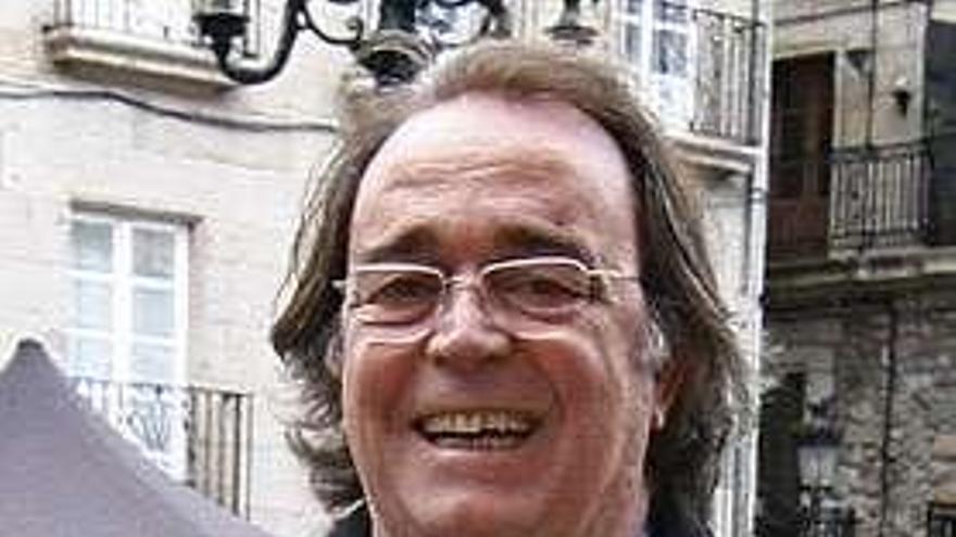 Carlos Pérez. // J. Santomé