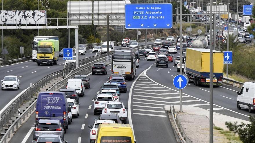 Accidentes en la A-7 en Murcia causan hasta 4 km de retenciones