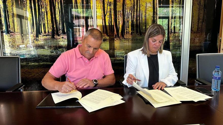 La apertura de Las Tolvas del Monsacro, más cerca: Morcín y Principado firman un convenio para un centro de "coworking" en este espacio