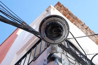 Prenden fuego a una de las cámaras de videovigilancia del Casco Antiguo de Badajoz