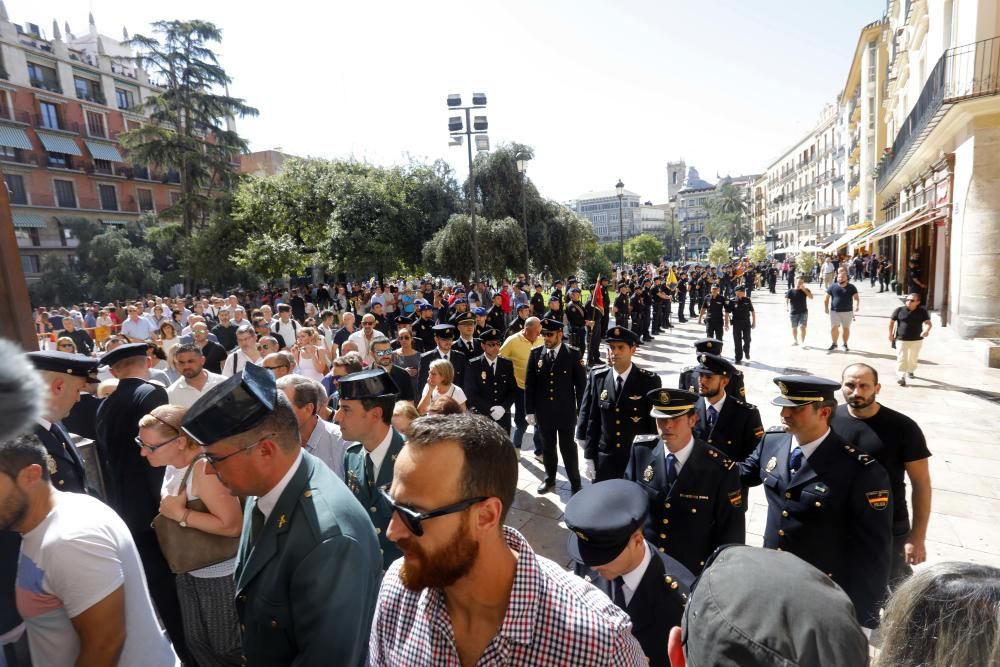 Funeral en la Catedral por el policía asesinado en València