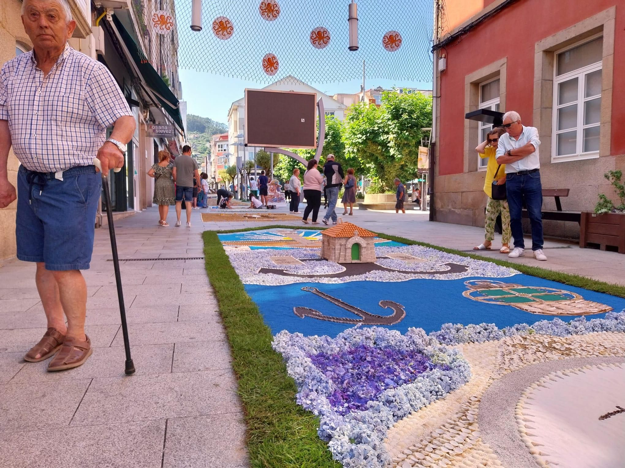 La fiesta de las alfombras florales del Corpus en Bueu (II)