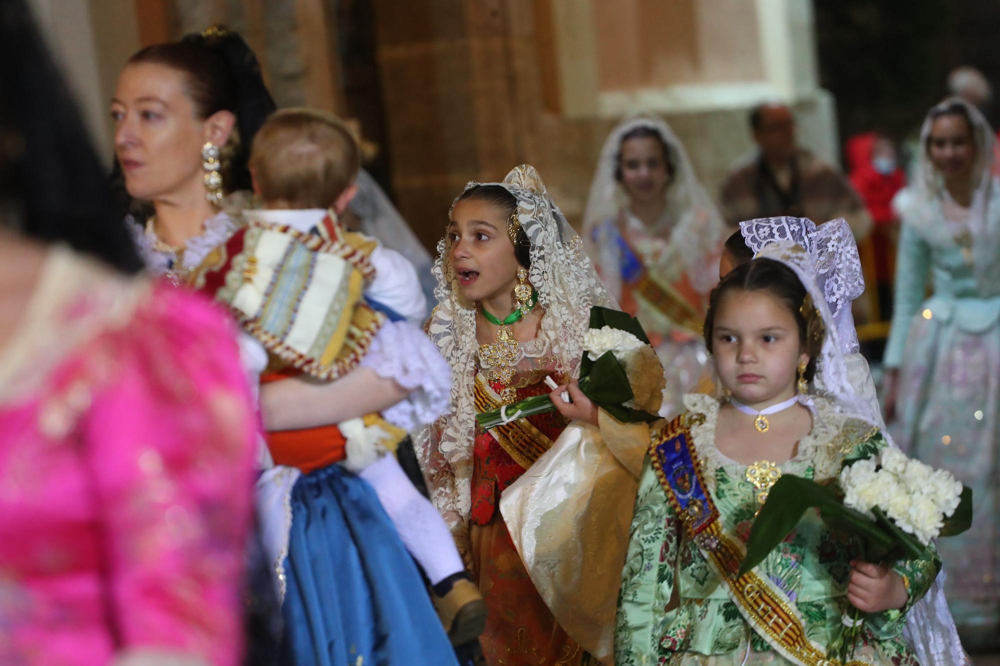 Búscate en el primer día de ofrenda por la calle de la Paz (entre las 21:00 a las 22:00 horas)