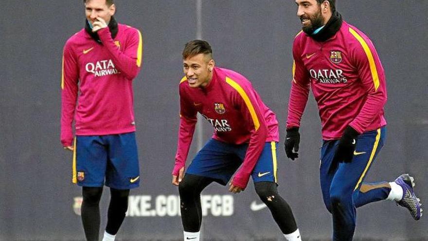 Messi, Neymar i Arda Turan en el darrer entrenament a Barcelona