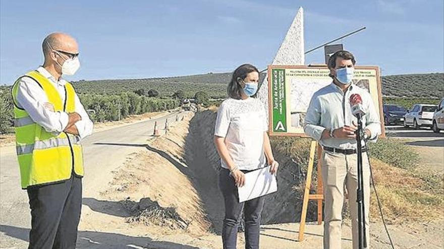 Mejoras en el drenaje y señalización en la carretera de Cabra a Castro del Río