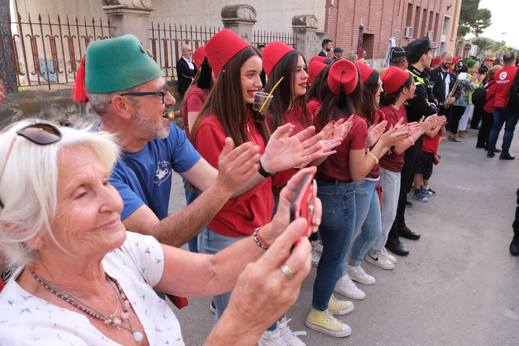 El pasodoble de la euforia abre las fiestas de Petrer