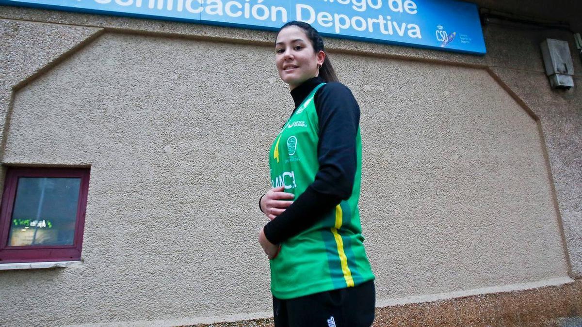 Jara Tuda anuncia su embarazo.