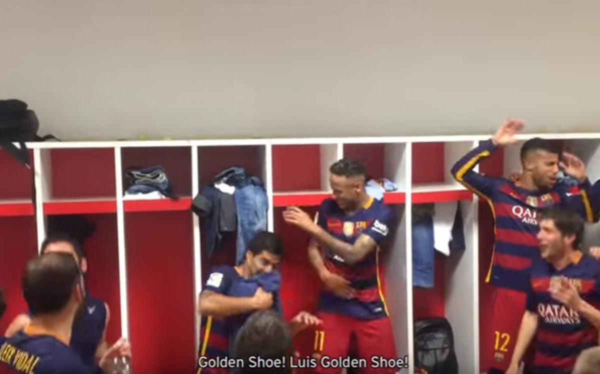 El vestuario del Barça en Los Cármenes, una auténtica fiesta