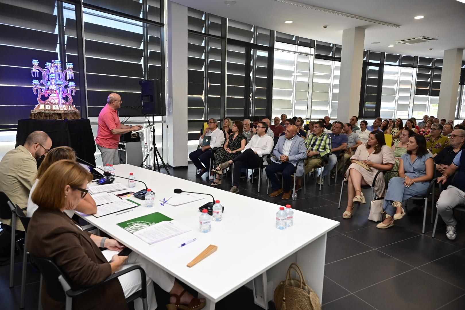 La Asamblea de Fiestas en imágenes: Collazos y la nueva Junta de Festes