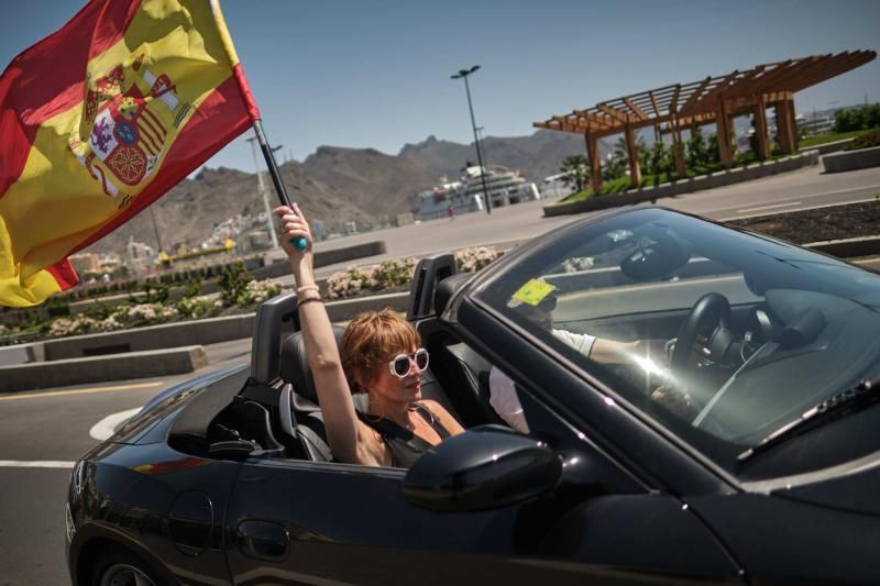 Manifestación de VOX en Santa Cruz de Tenerife  | 23/05/2020 | Fotógrafo: Andrés Gutiérrez Taberne