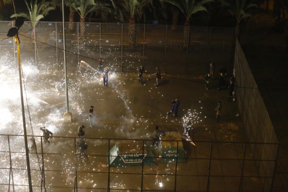 Unos 1.300 cohetes ponen el broche de oro a la Alborada