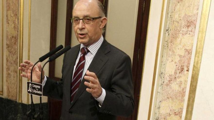 Cristóbal Montoro, titular de Hacienda y de Administraciones Públicas.