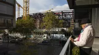 ¿Qué supone vivir junto a un gran estadio? "Nos dijeron que los pisos se revalorizarían. Mentira"