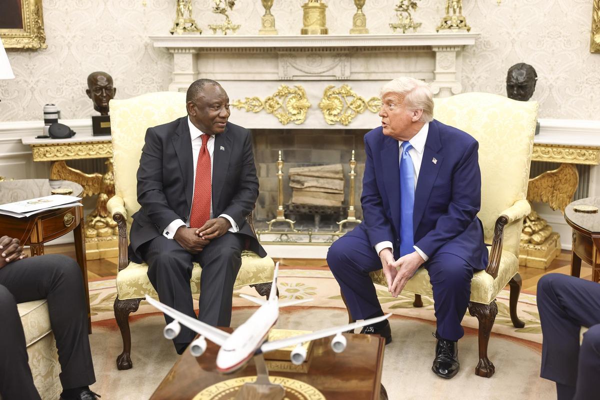 Trump pide al presidente de Sudáfrica una "explicación" sobre "persecución" a afrikáners