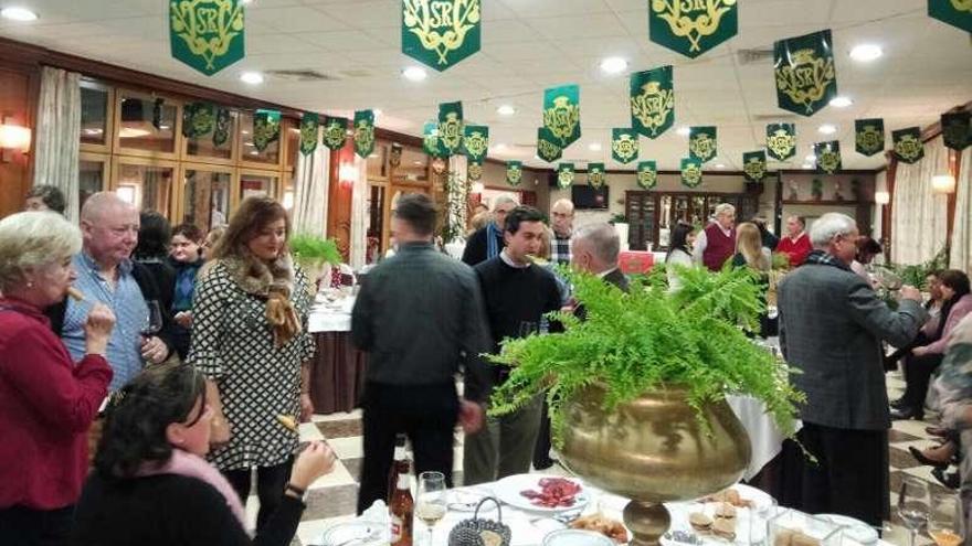 El bando de San Roque, de cena por Reyes