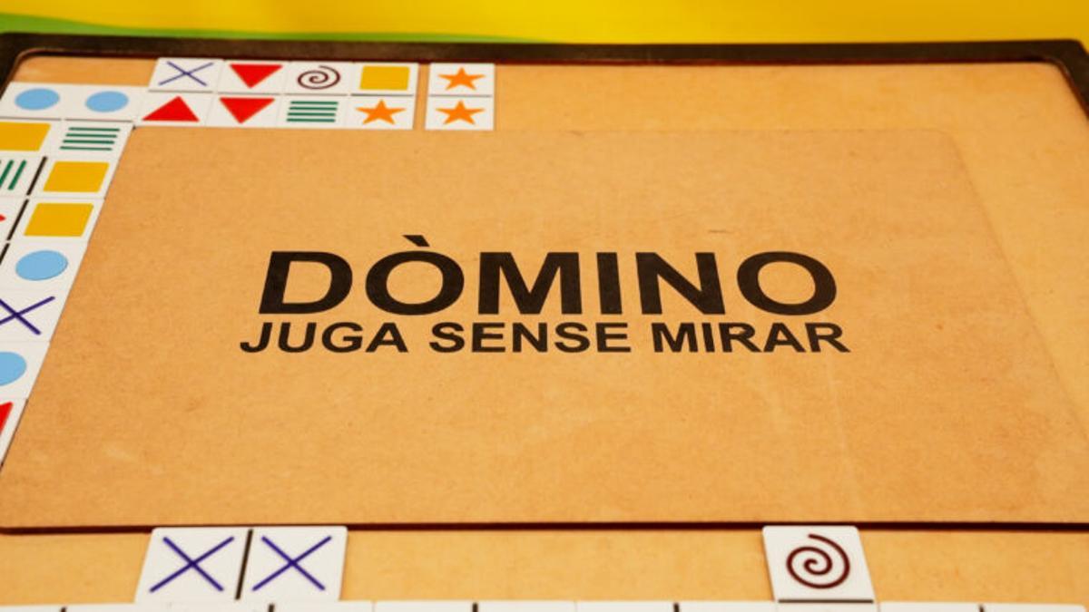 El dominó inclusivo creado por el proyecto '3D per a tothom'.