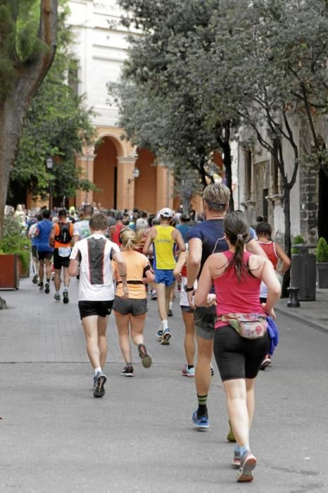 9.000 Läufer aus 49 Ländern gingen am Sonntag den 15.10. an den Start. In der Marathon Disziplin gingen die Deutschen leer aus.