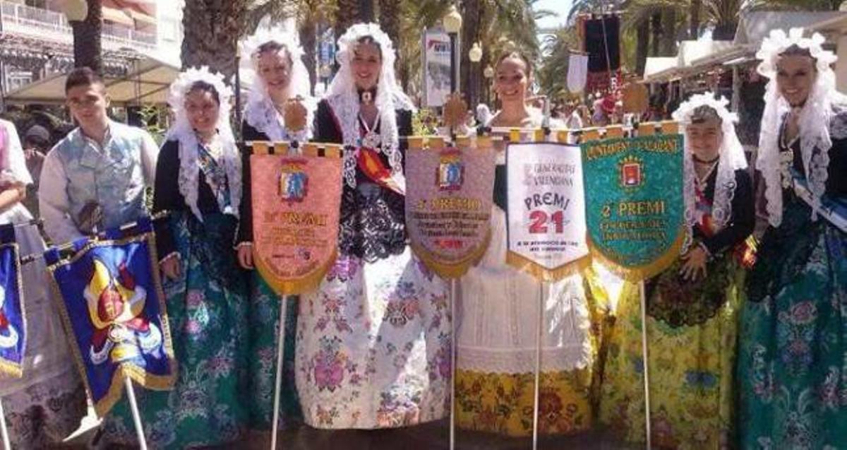 Una hoguera con música