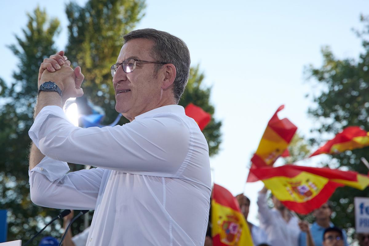 Feijóo espera «desbordar» l’acte del PP contra l’amnistia a 48 hores de la seva investidura fallida Feijóo espera «desbordar» l’acte del PP contra l’amnistia a 48 hores de la seva investidura fallida