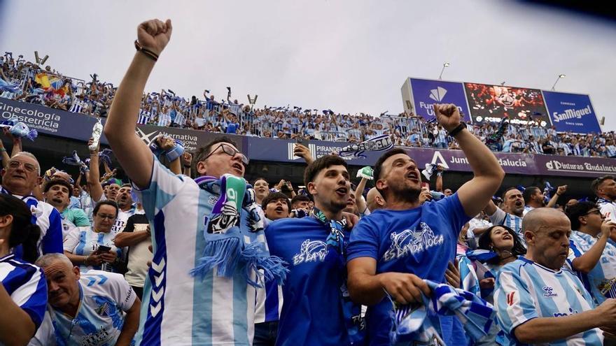 En oförglömlig natt för Málaga CF på La Rosaleda att fortsätta drömma om förstadivisionen