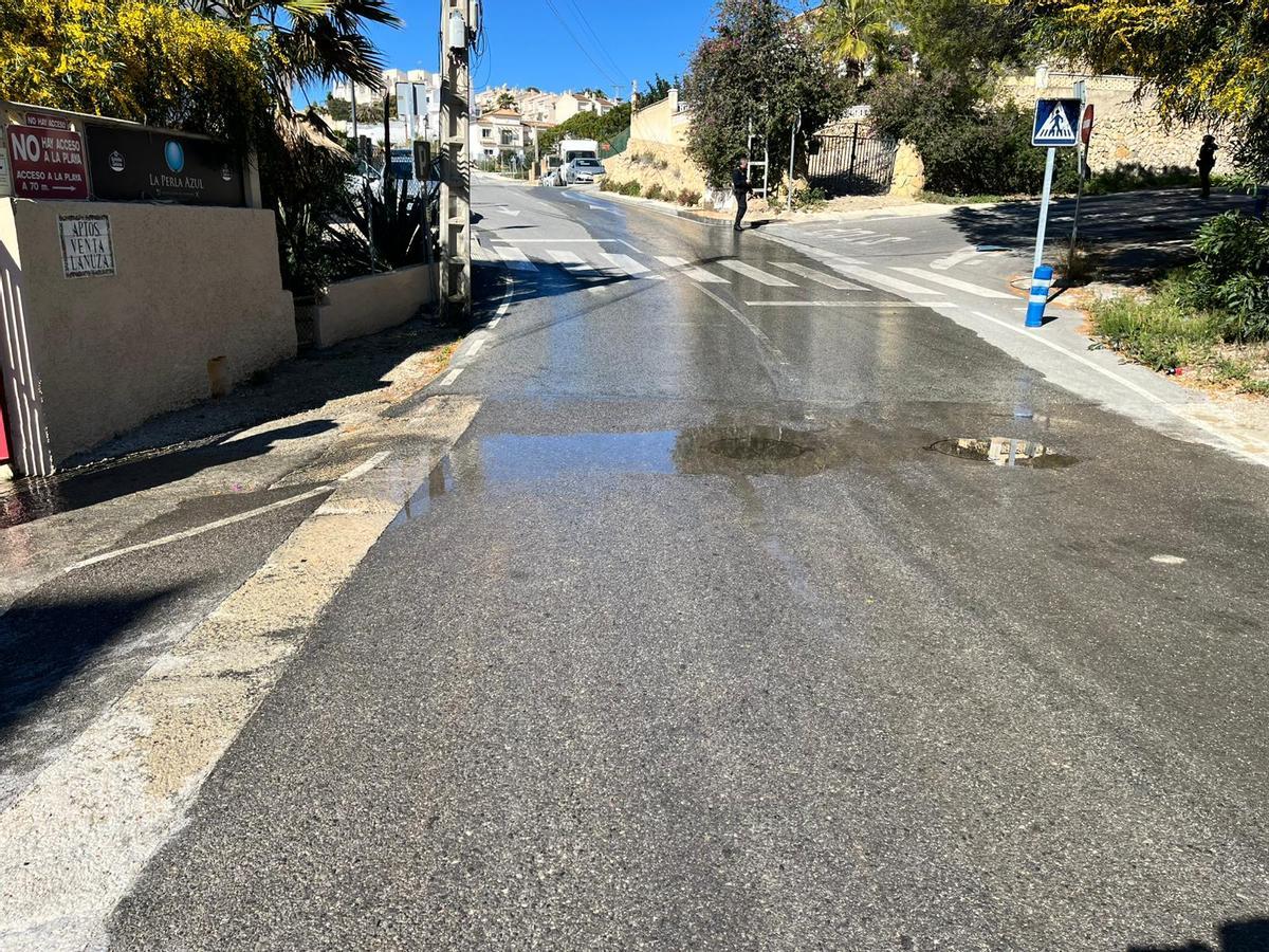 Vertido este martes en Cala Lanuza