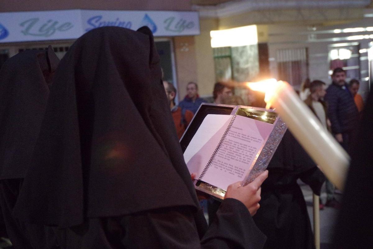 Dulce Resignación: procesión en La Trinidad