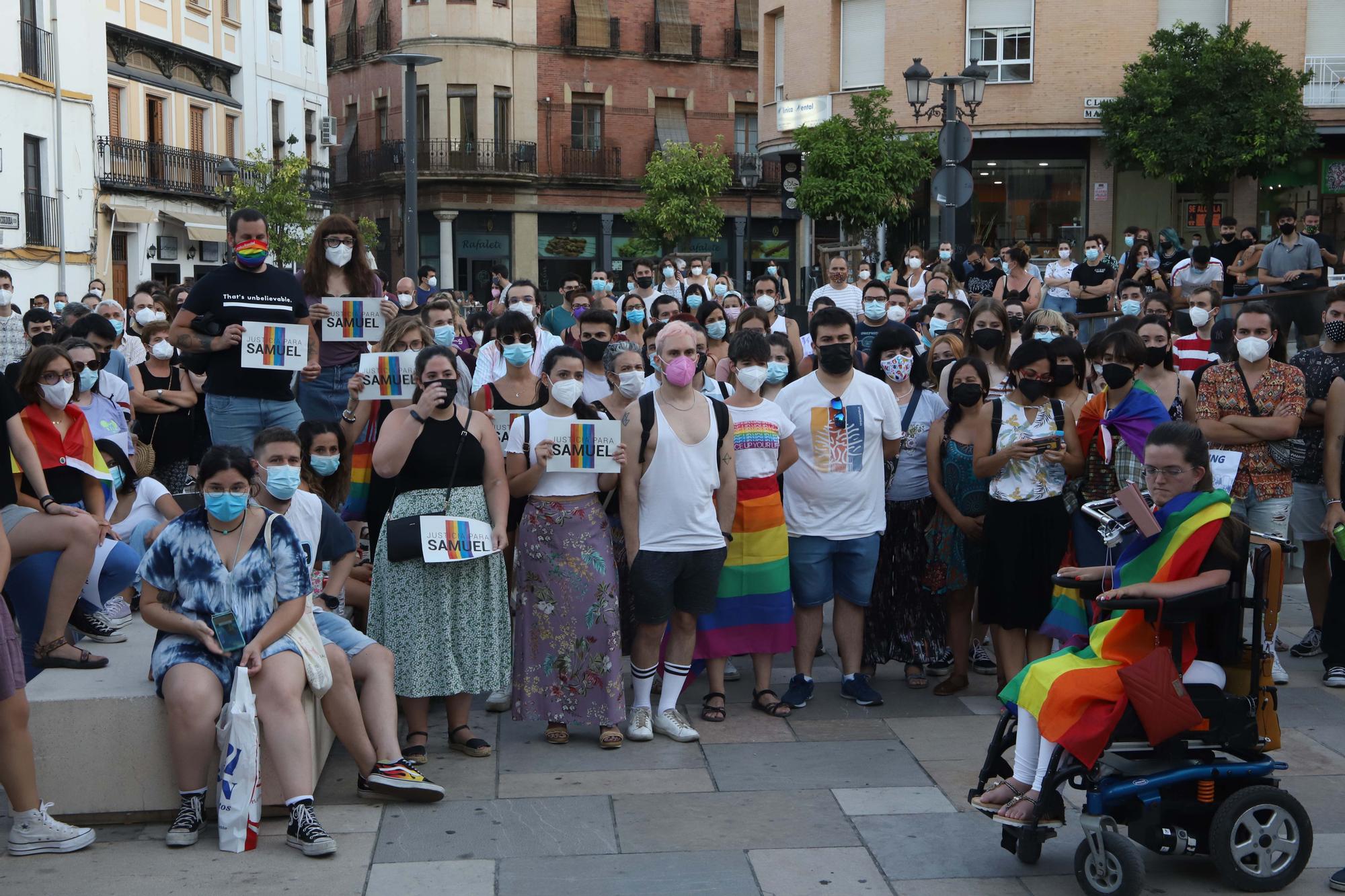 Cientos de personas exigen en Córdoba "justicia" por el asesinato de Samuel Luiz