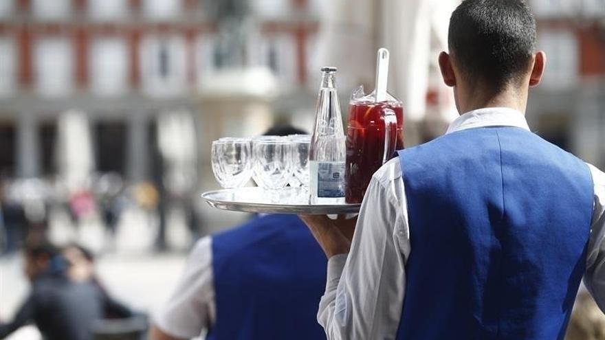 Cerca de 200 bares del centro amenazan con bajar la persiana el sábado del WARM