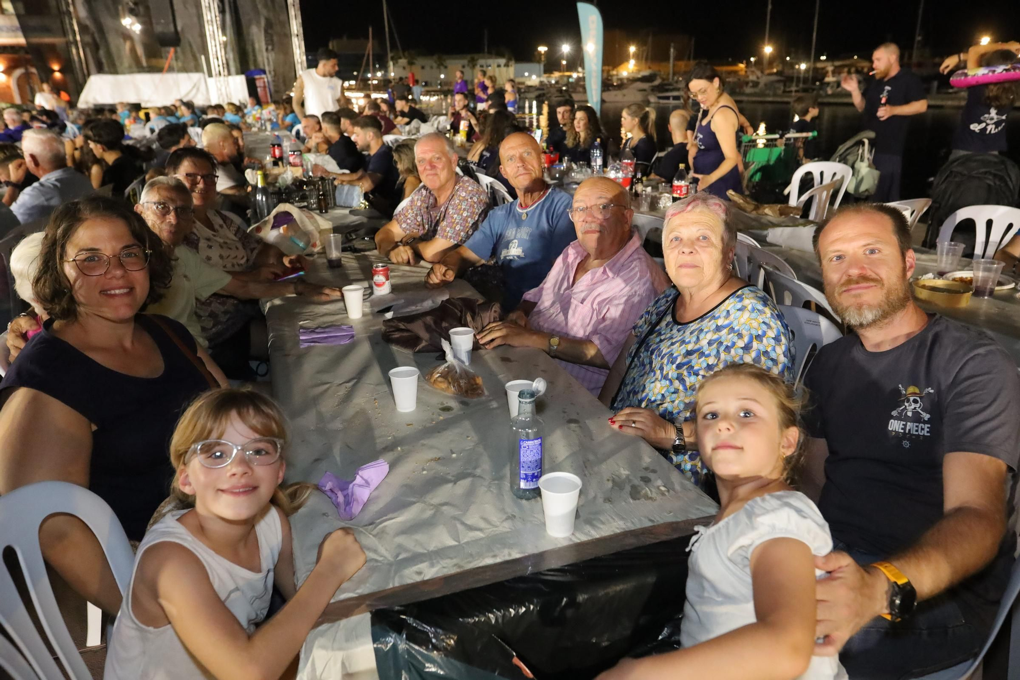 Sopar de pa i porta en las fiestas de Sant Pere del Grau de Castelló