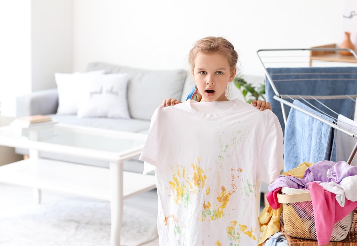 Trucos de limpieza | 5 remedios caseros fáciles para quitar las manchas de la ropa de los niños