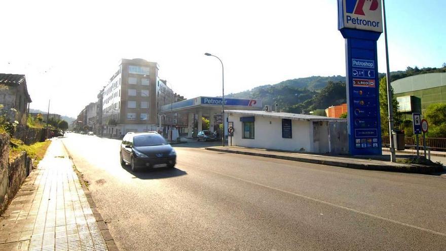 La estación de servicio de El Llugarín, en El Entrego.