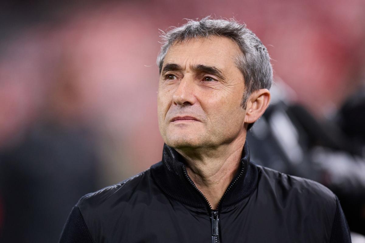Ernesto Valverde durante el partido de Athletic Club y Elche CF en San Mames