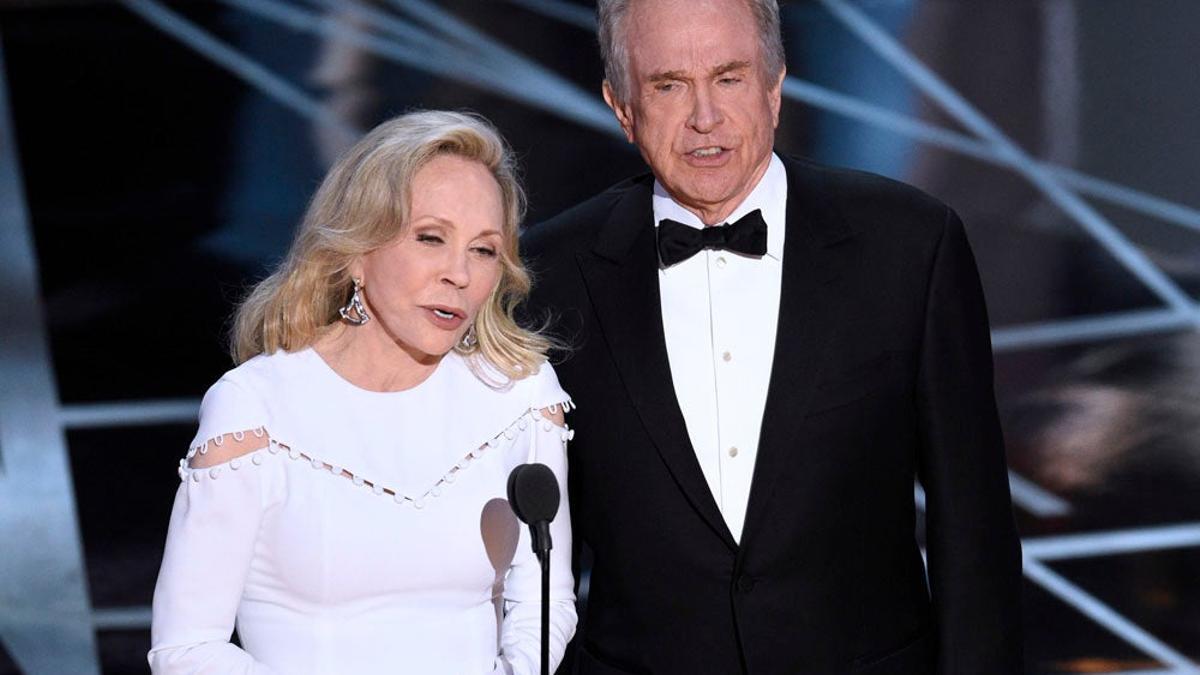 Faye Dunaway y Warren Beatty, van a volver a dar el Premio a Mejor Película en los Oscar 2018