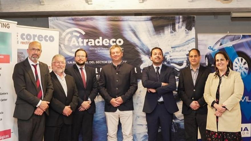 Atradeco galardona a asociados e instituciones