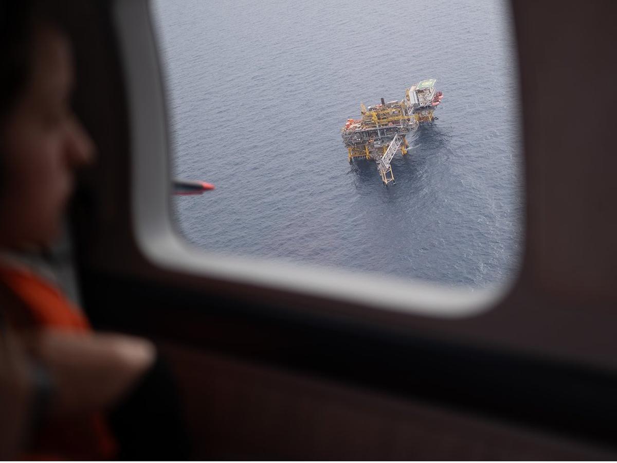 La plataforma petrolífera en el Mediterráneo en la que están atrapados los migrantes procedentes de Libia.