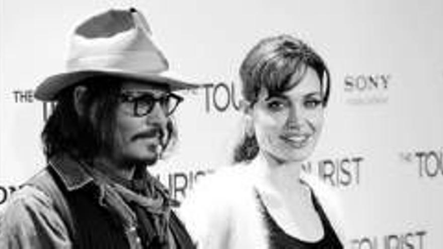 Angelina Jolie y Johnny Depp: LA PAREJA DE ACTORES SUSPENDEN EN QUIMICA EN MADRID