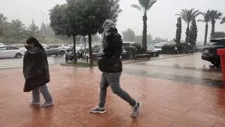 La Aemet mantiene el aviso naranja por lluvias y tormentas en Alicante para este fin de semana