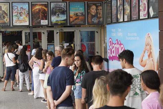 Barbie torna a omplir els cines gironins