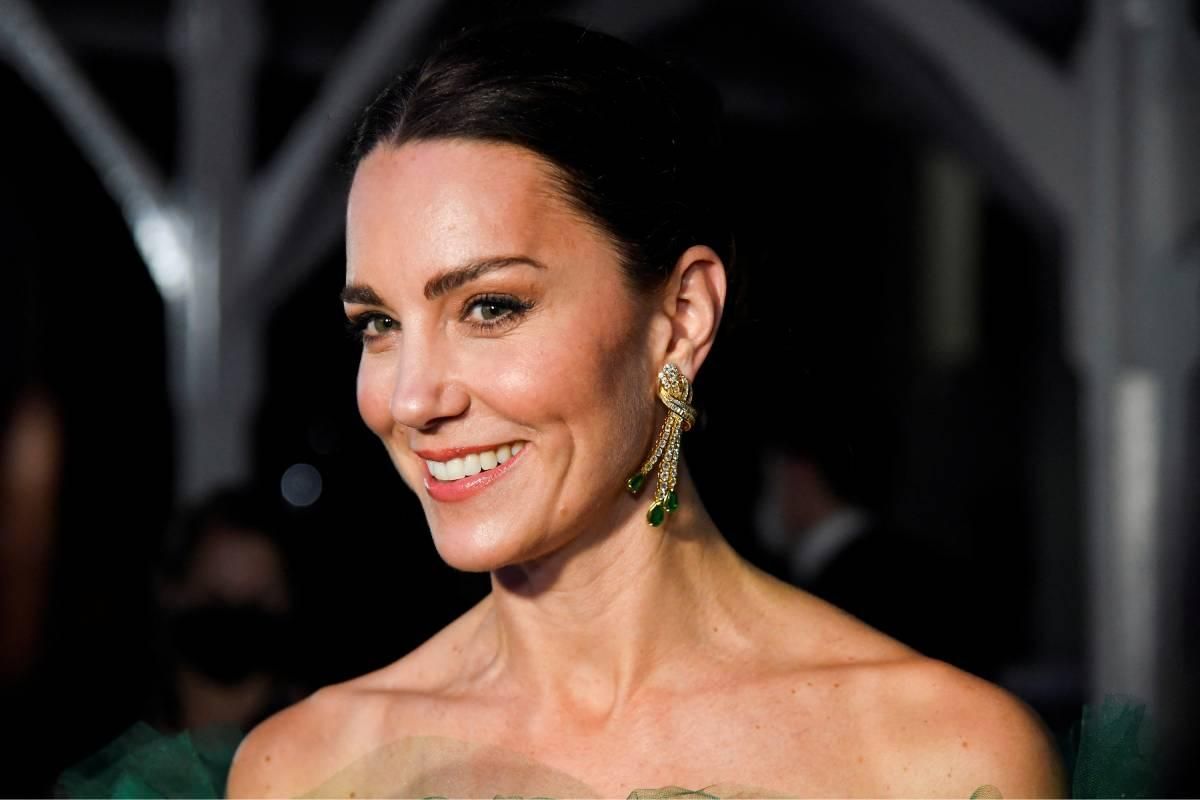 Kate Middleton con look de gala en Jamaica