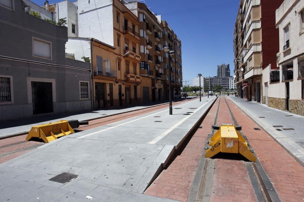 Obras paralizadas de la línea T-2 del metro en València