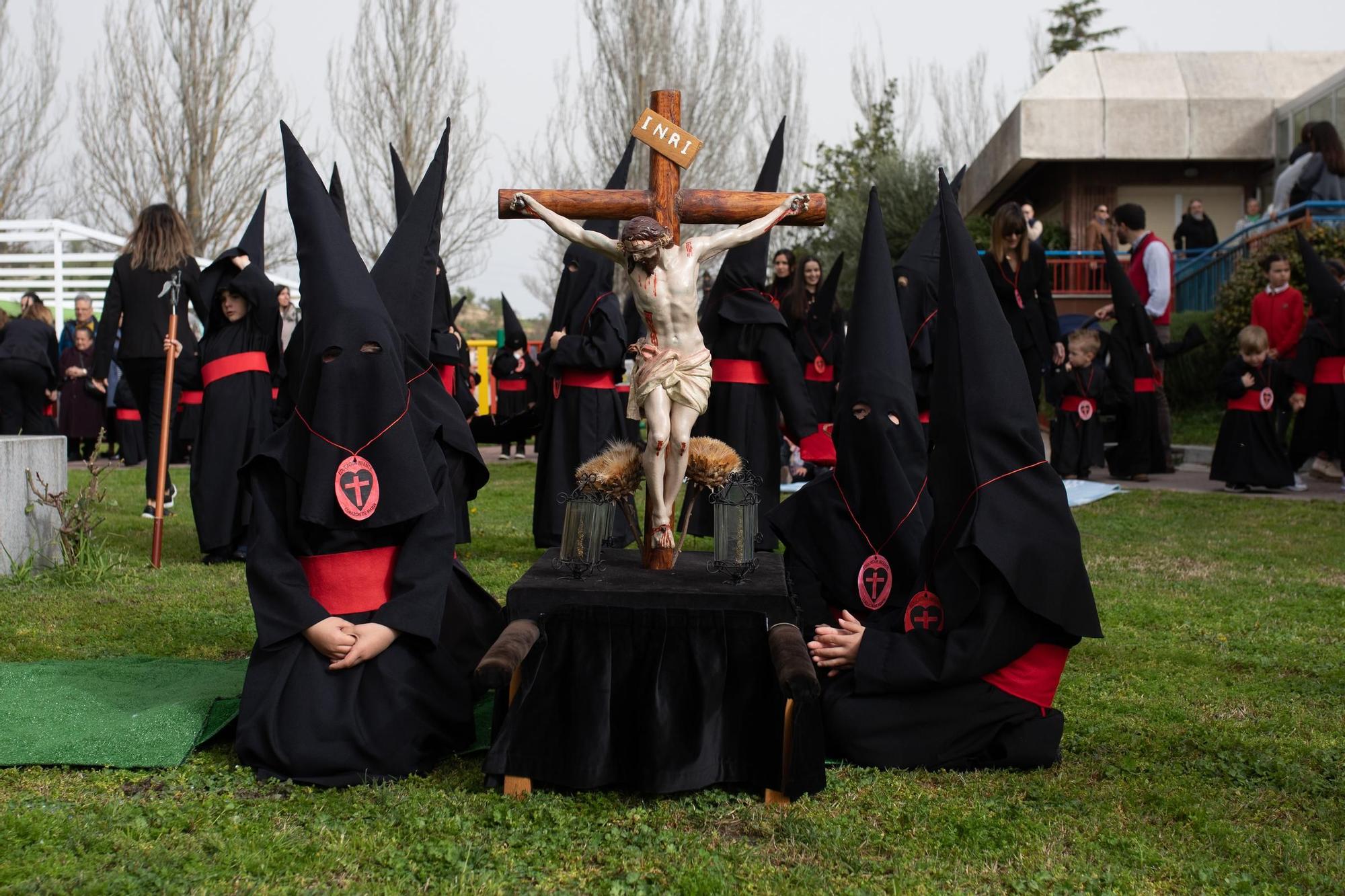 Procesión del colegio Corazón de María