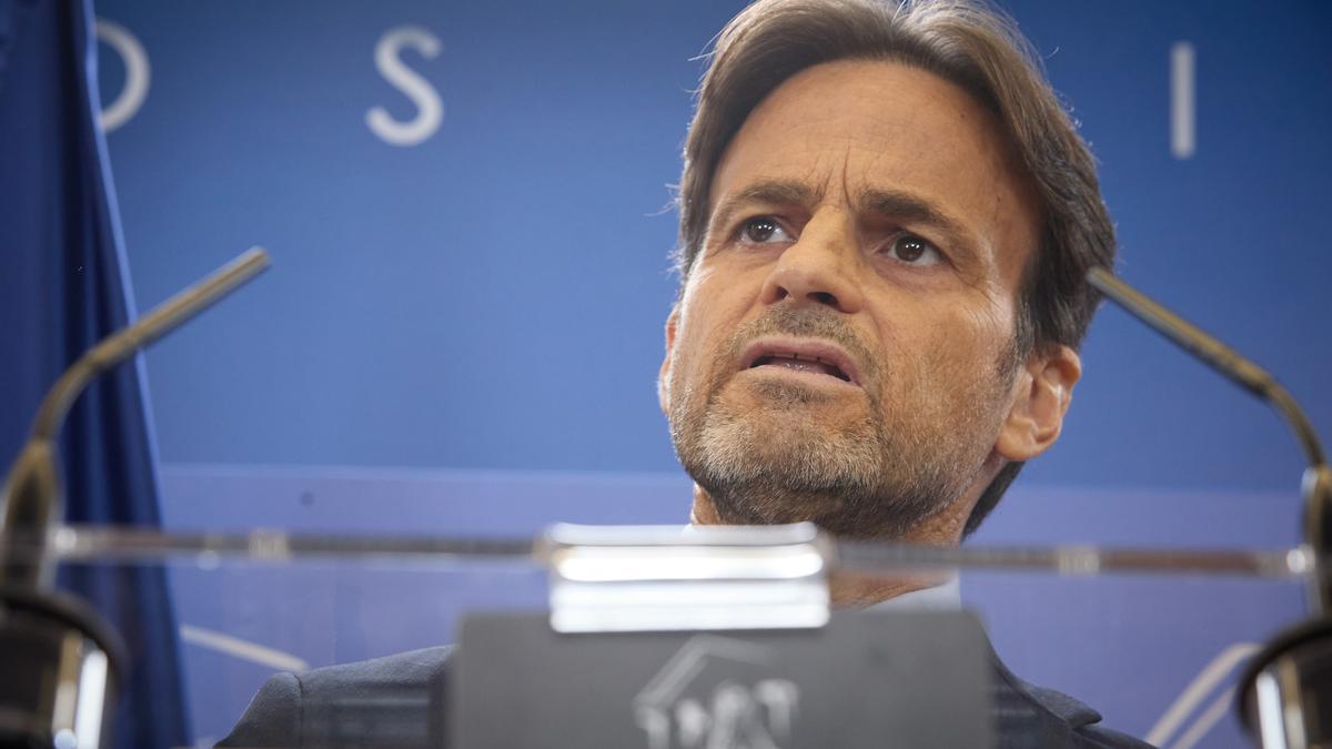 El líder de Unidas Podemos en el Congreso, Jaume Asens, durante una rueda de prensa, en el Congreso de los Diputados, a 9 de diciembre de 2022, en Madrid (España).