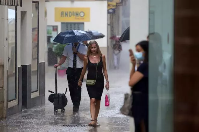 El tiempo en Málaga: Suben a naranja el aviso por fuertes lluvias en la Costa y el Guadalhorce