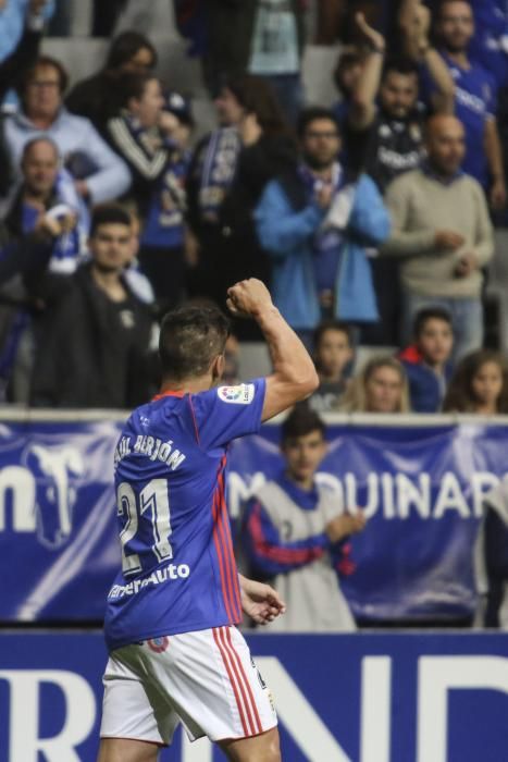 El partido entre el Real Oviedo y el Tenerife, en imágenes