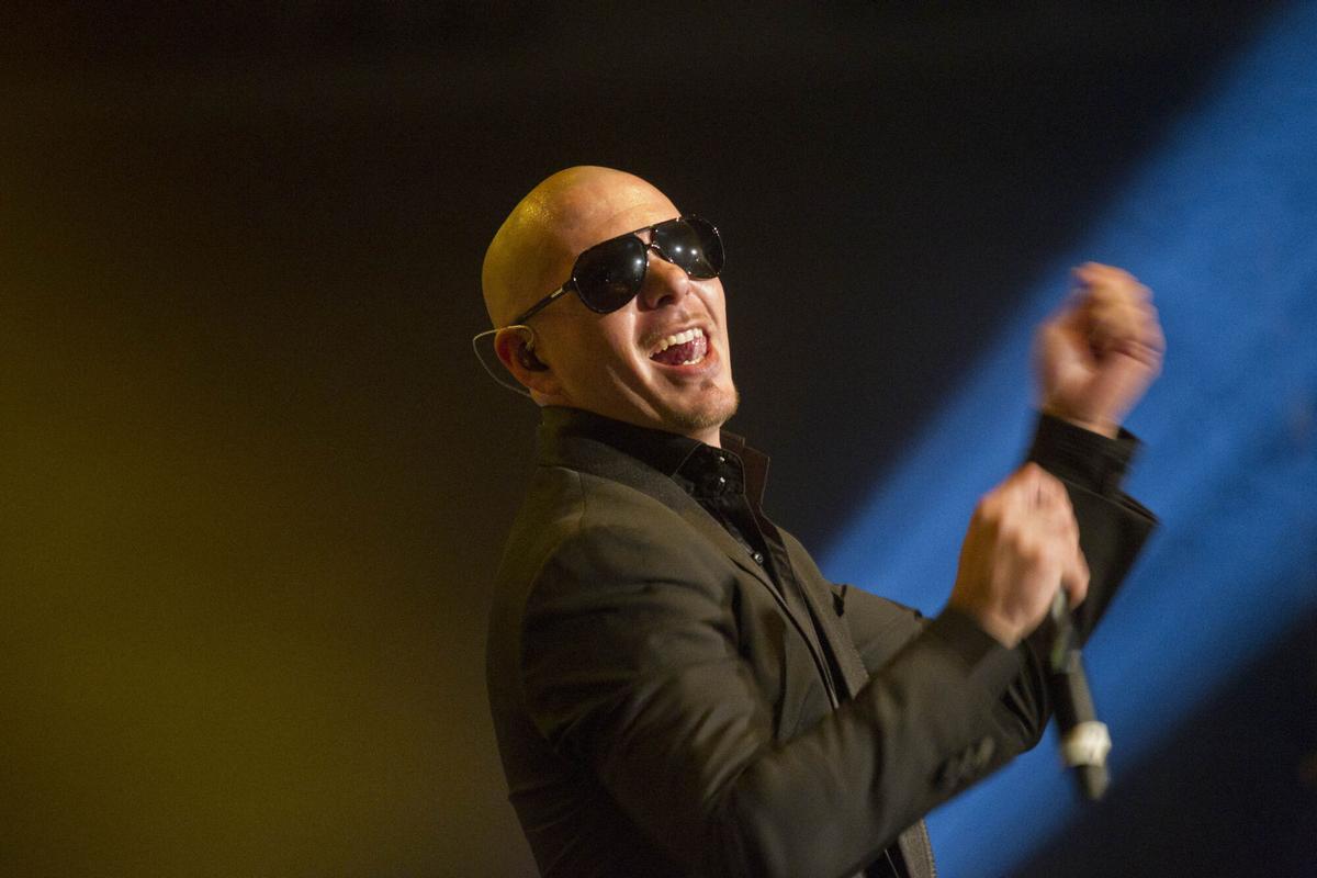 El cantante Pitbull en su último concierto en España el año 2012.