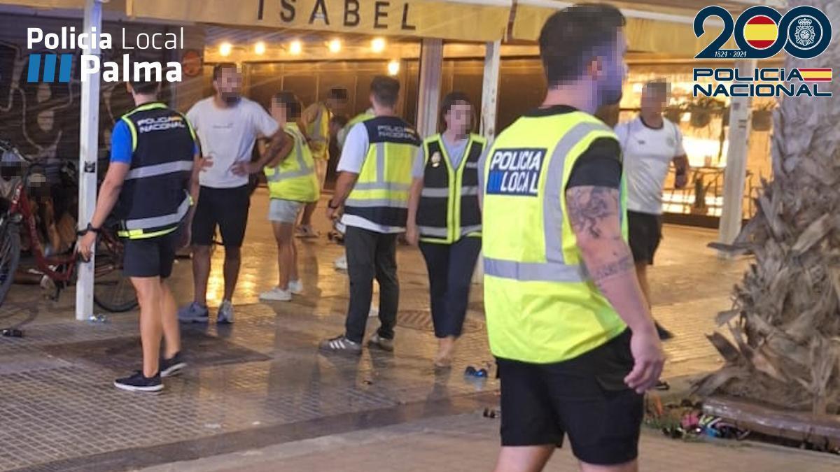 El operatvo de la Policía Local de Palma y la Policía Nacional se realizó el pasado martes en la Playa de Palma